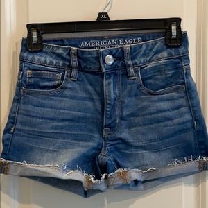 American Eagle Hi Rise Shortie size 00